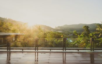 Quels revêtements de sol original utiliser sur un balcon ?